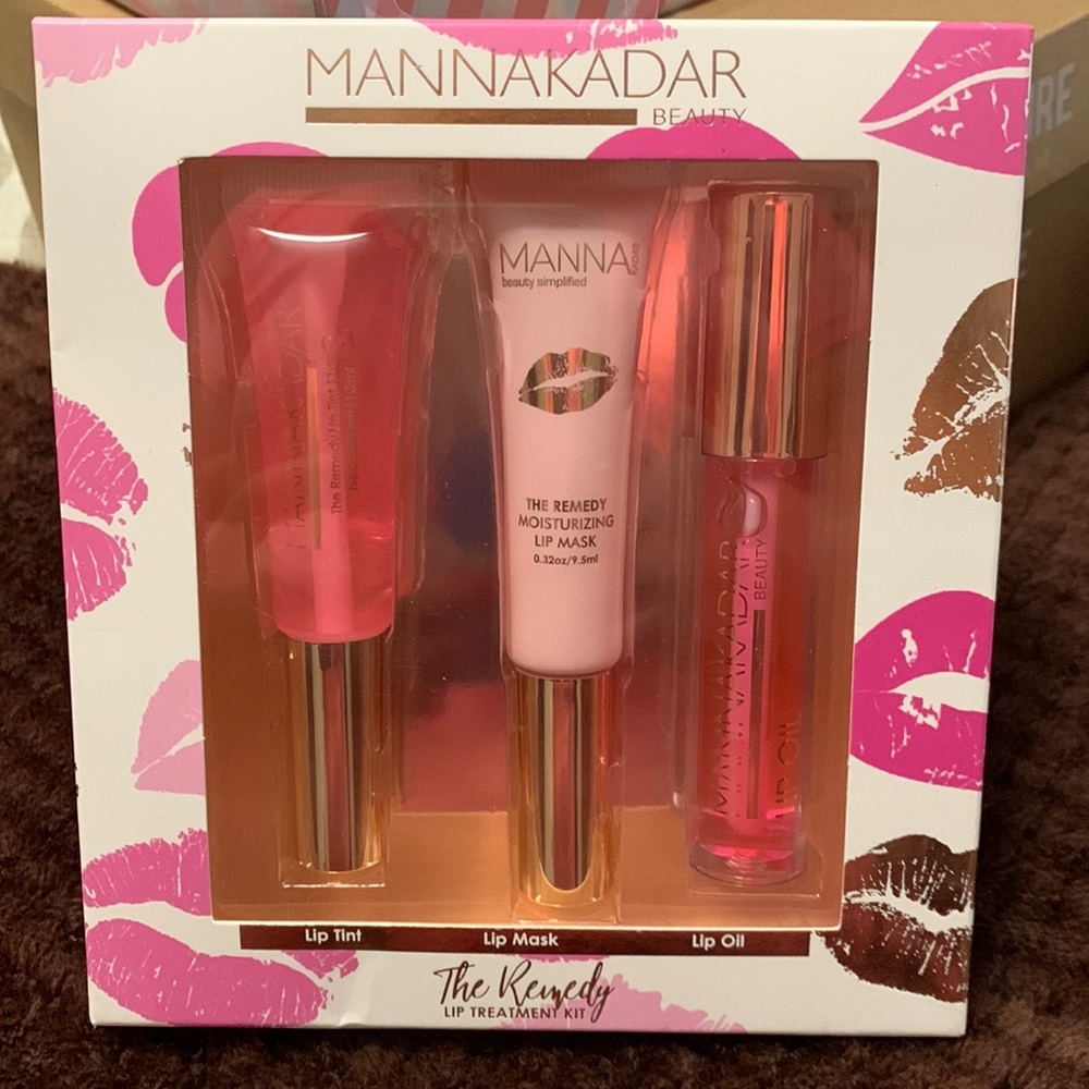 Mannakadar The Remedy lip treatment